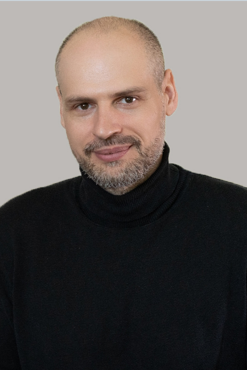 Артур Александрович Токарев.